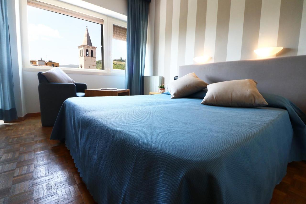Hotel Clarici 스폴레토 외부 사진