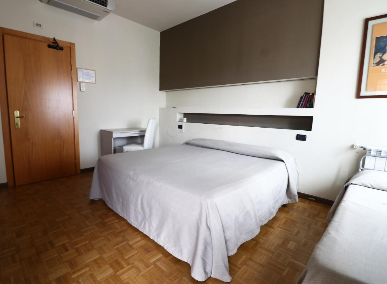 Hotel Clarici 스폴레토 외부 사진