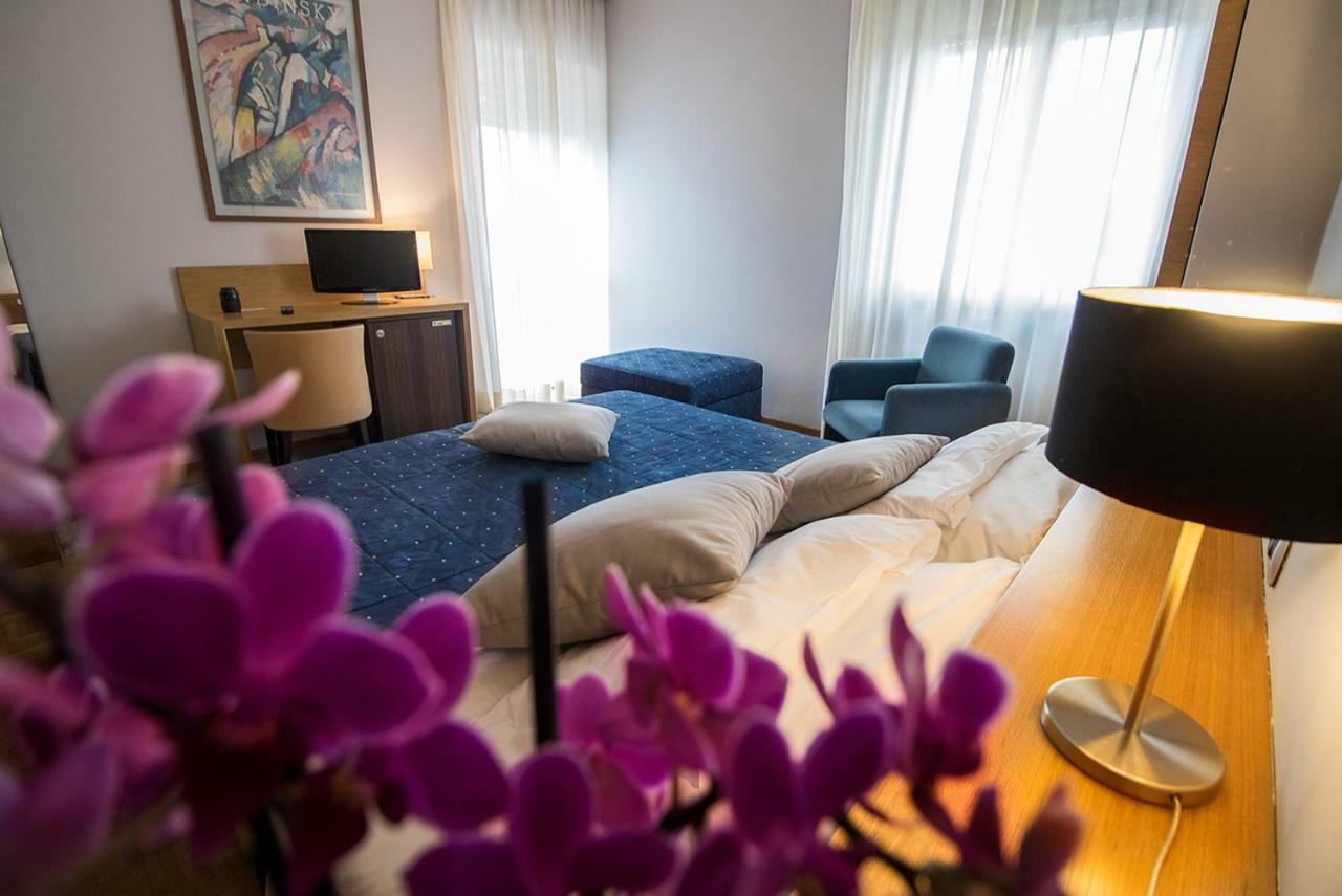 Hotel Clarici 스폴레토 외부 사진